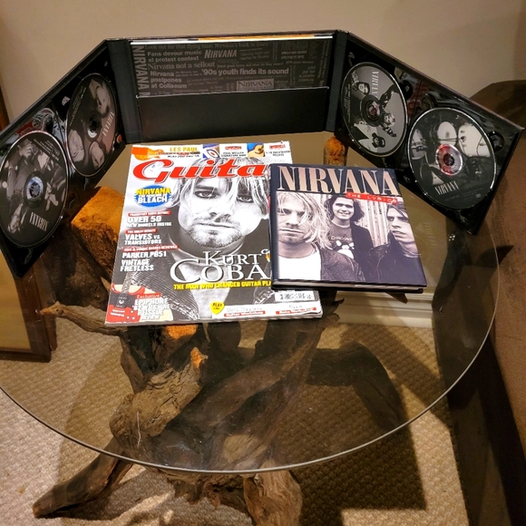 Nirvana "With the lights out" pkg. - Picture 3 of 16